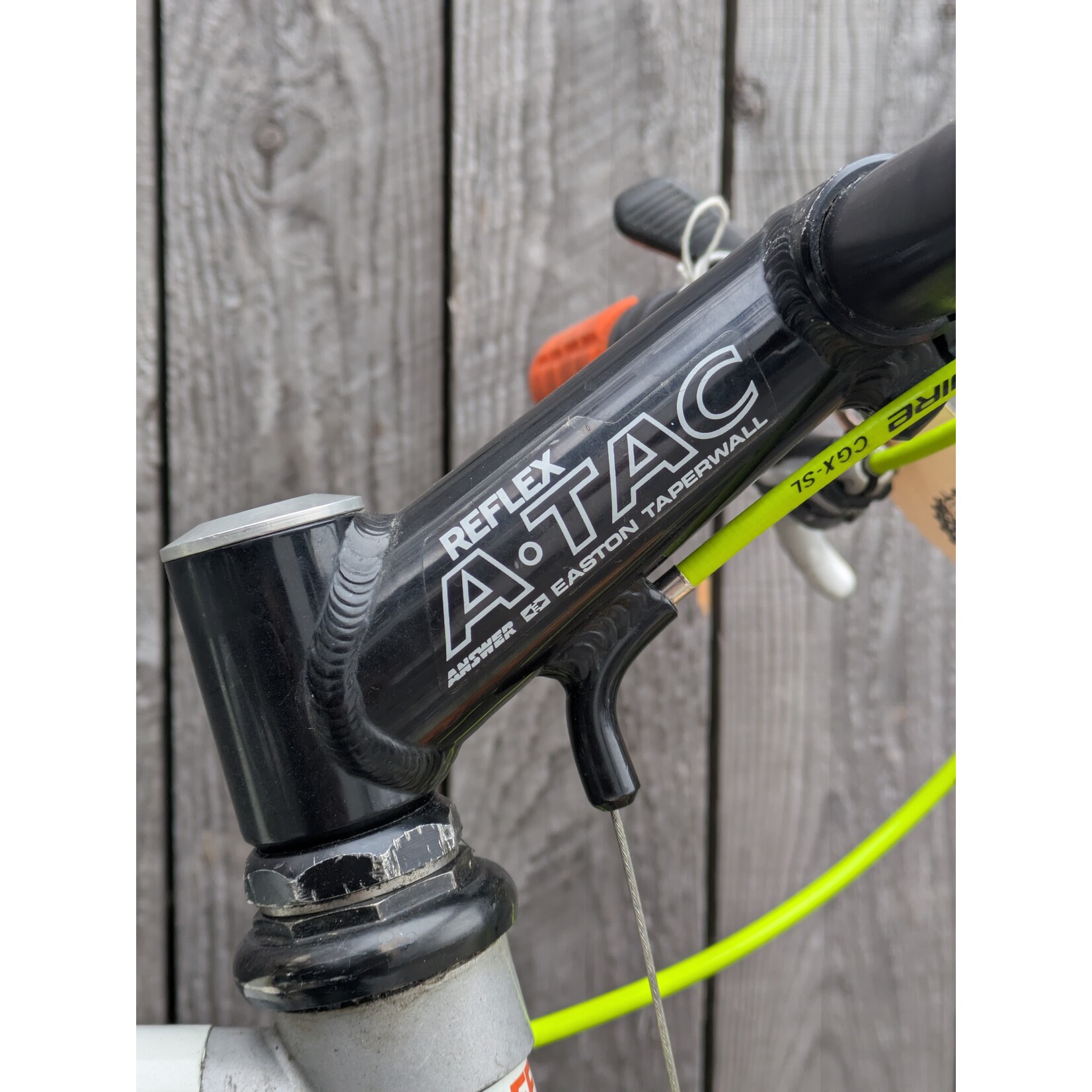 Portland Gear Hub Easton C9 Reflex -  Medium - White/Black/Orange