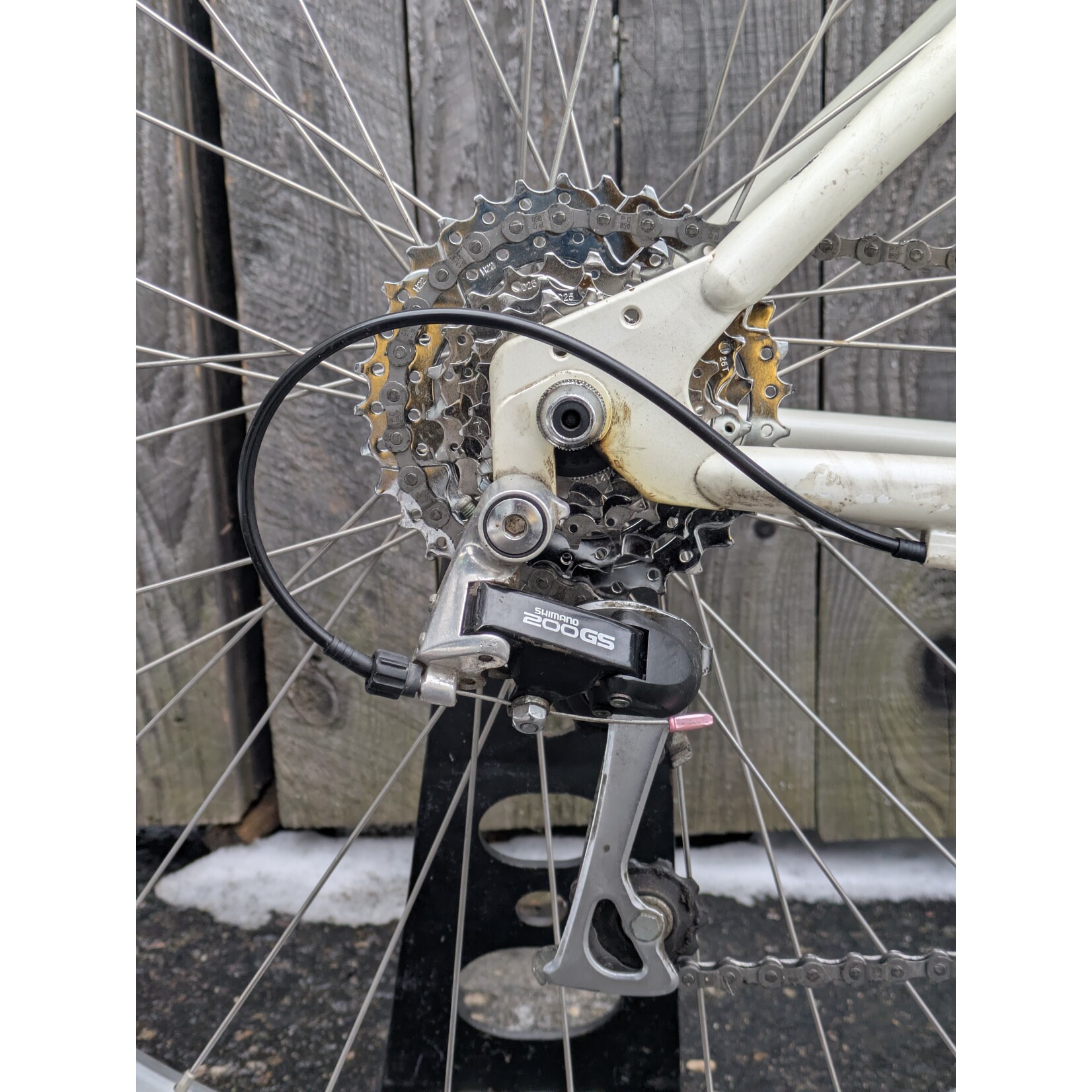 Portland Gear Hub Giant Butt - Small - White/Blue