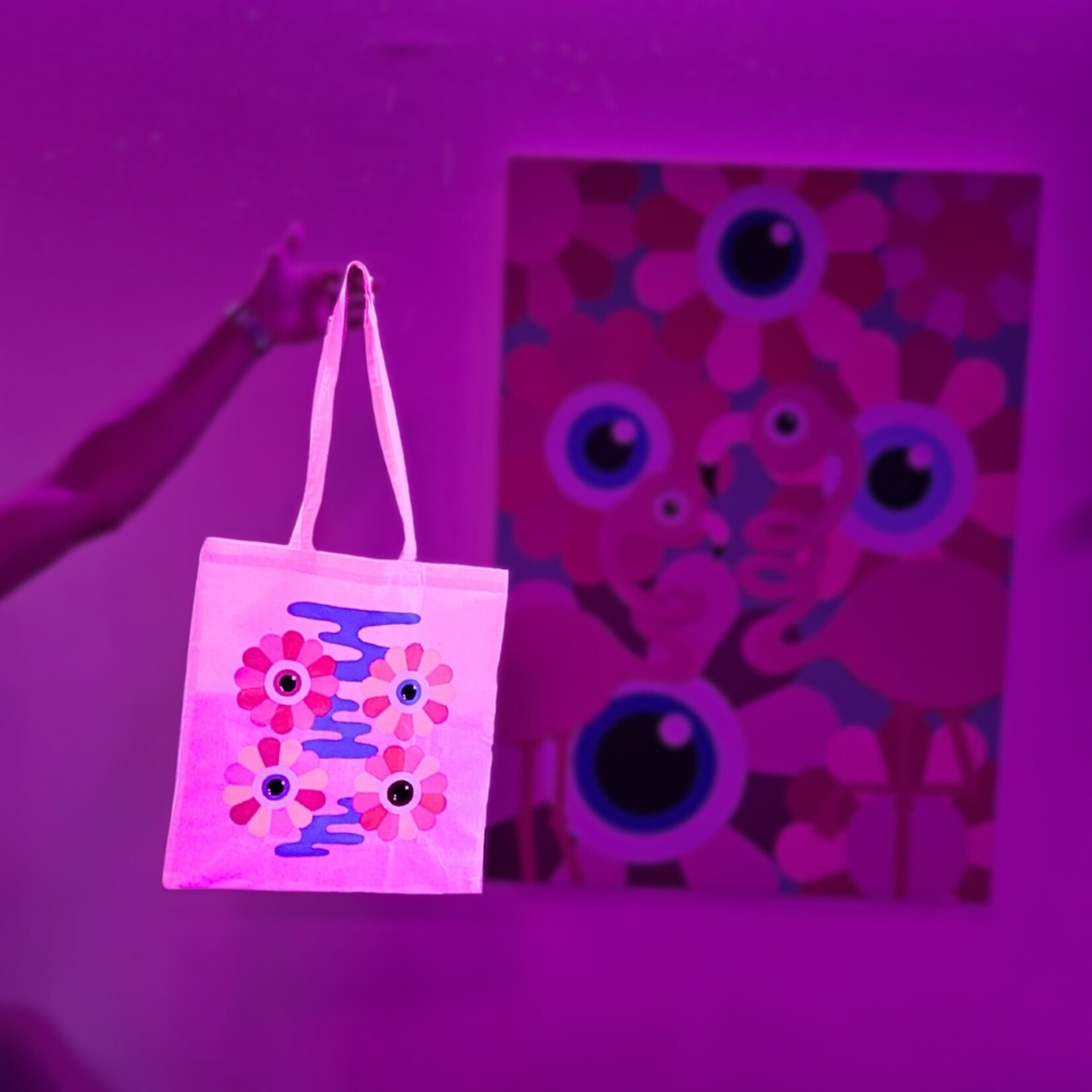 Savannah Magnolia Savannah Magnolia's "Pink Flower Blue Haze" Tote