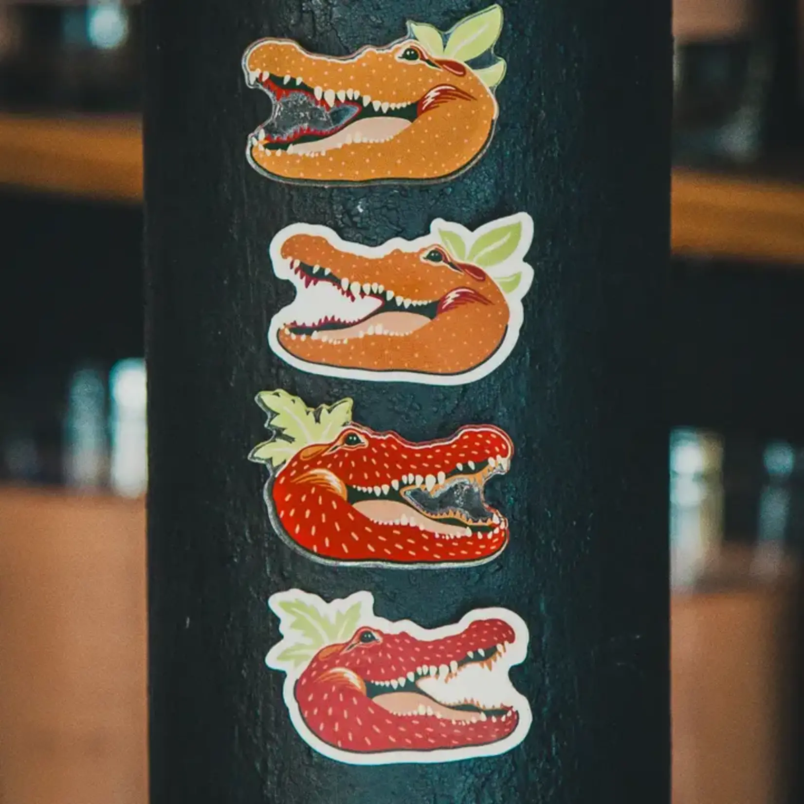 Gator Magnet & Sticker Set (2")