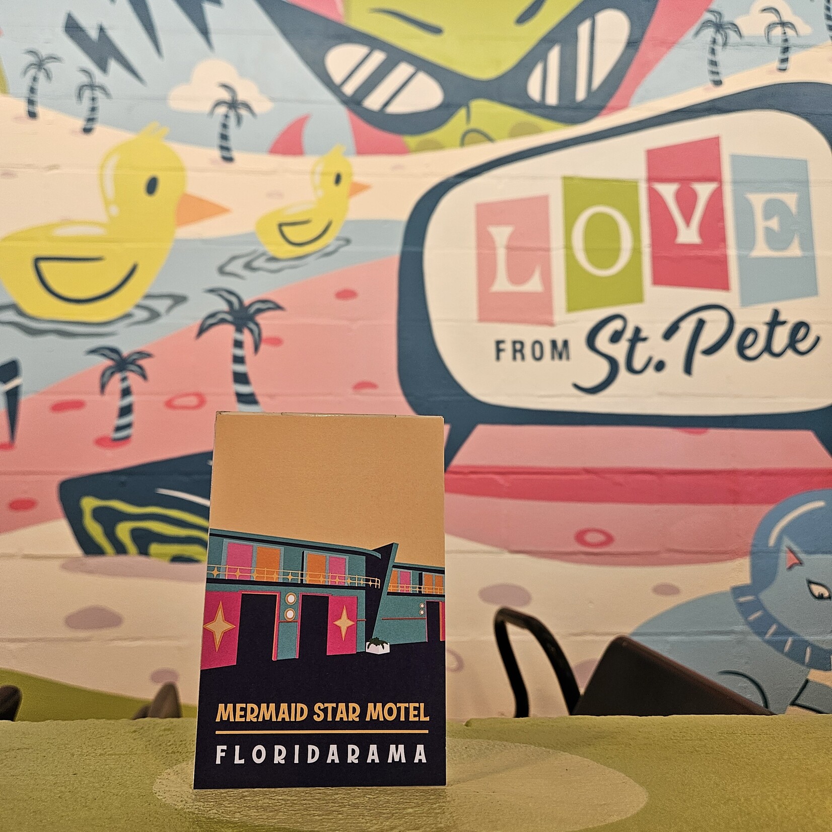 FloridaRAMA FloridaRAMA "Retro Mermaid Star Motel" Yellow Post Art