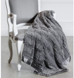 Little Giraffe Charcoal Luxe Waterfall XL Throw