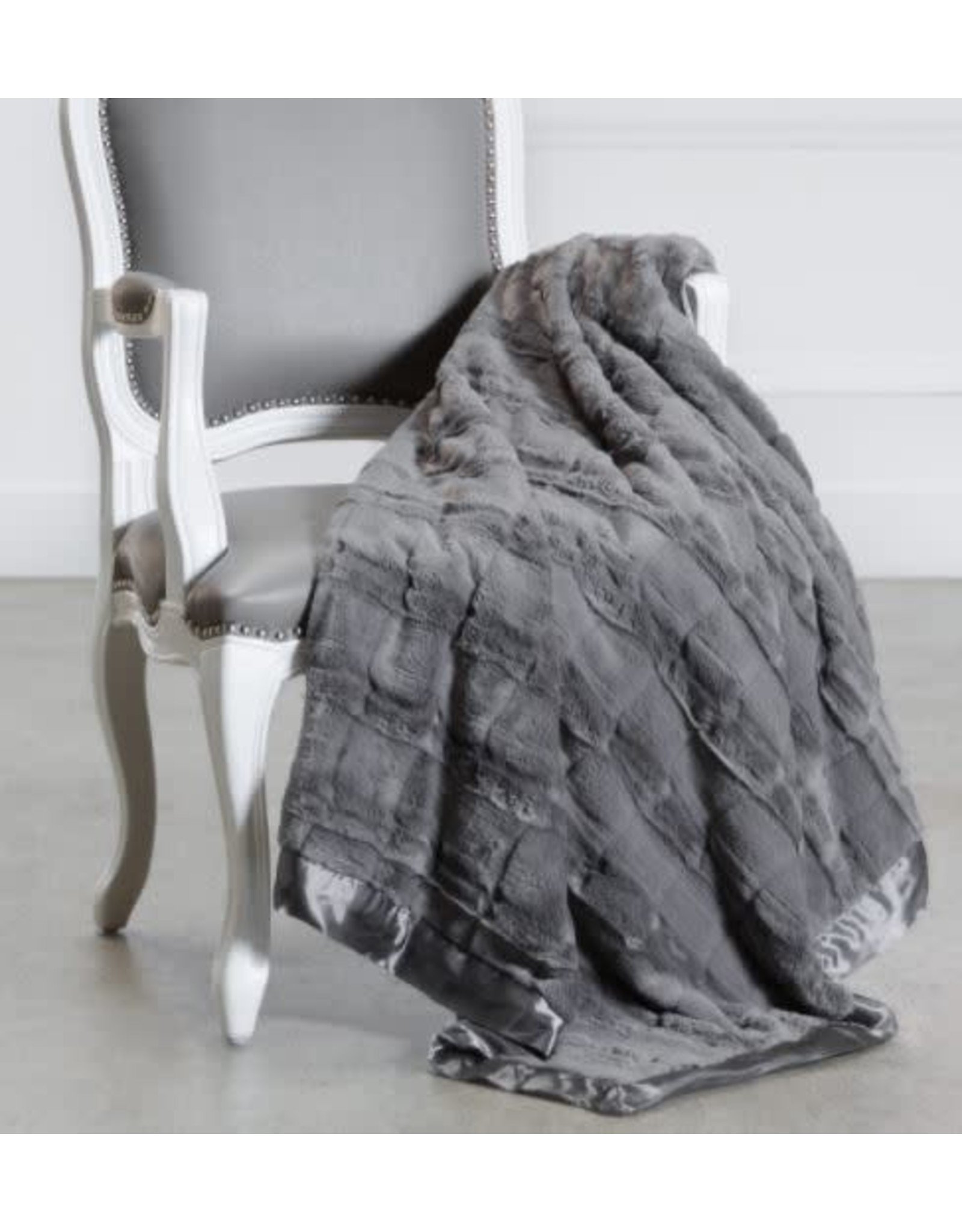 Little Giraffe Charcoal Luxe Waterfall Throw