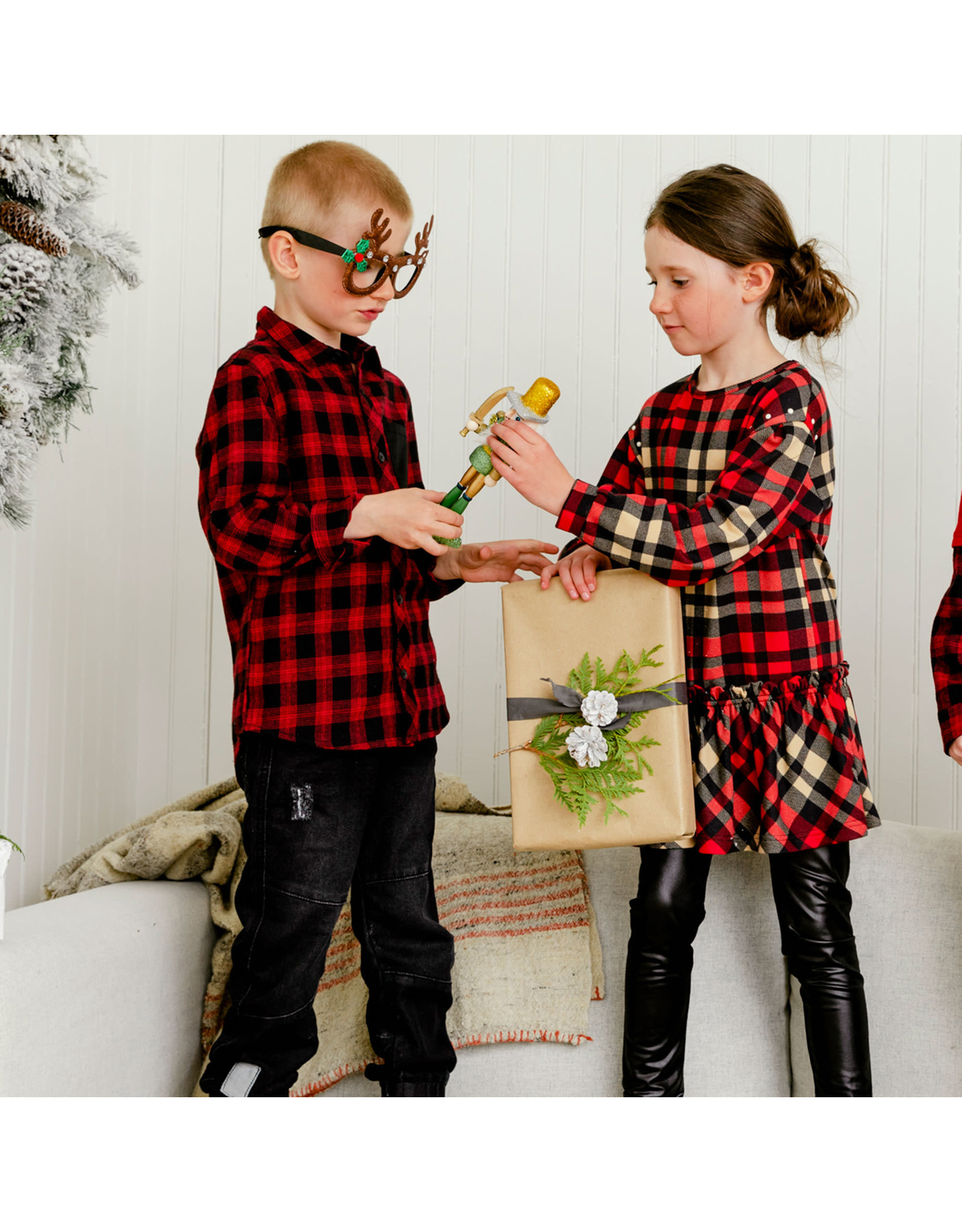 Deux Par Deux Christmas Plaid Tunic/Legging Set