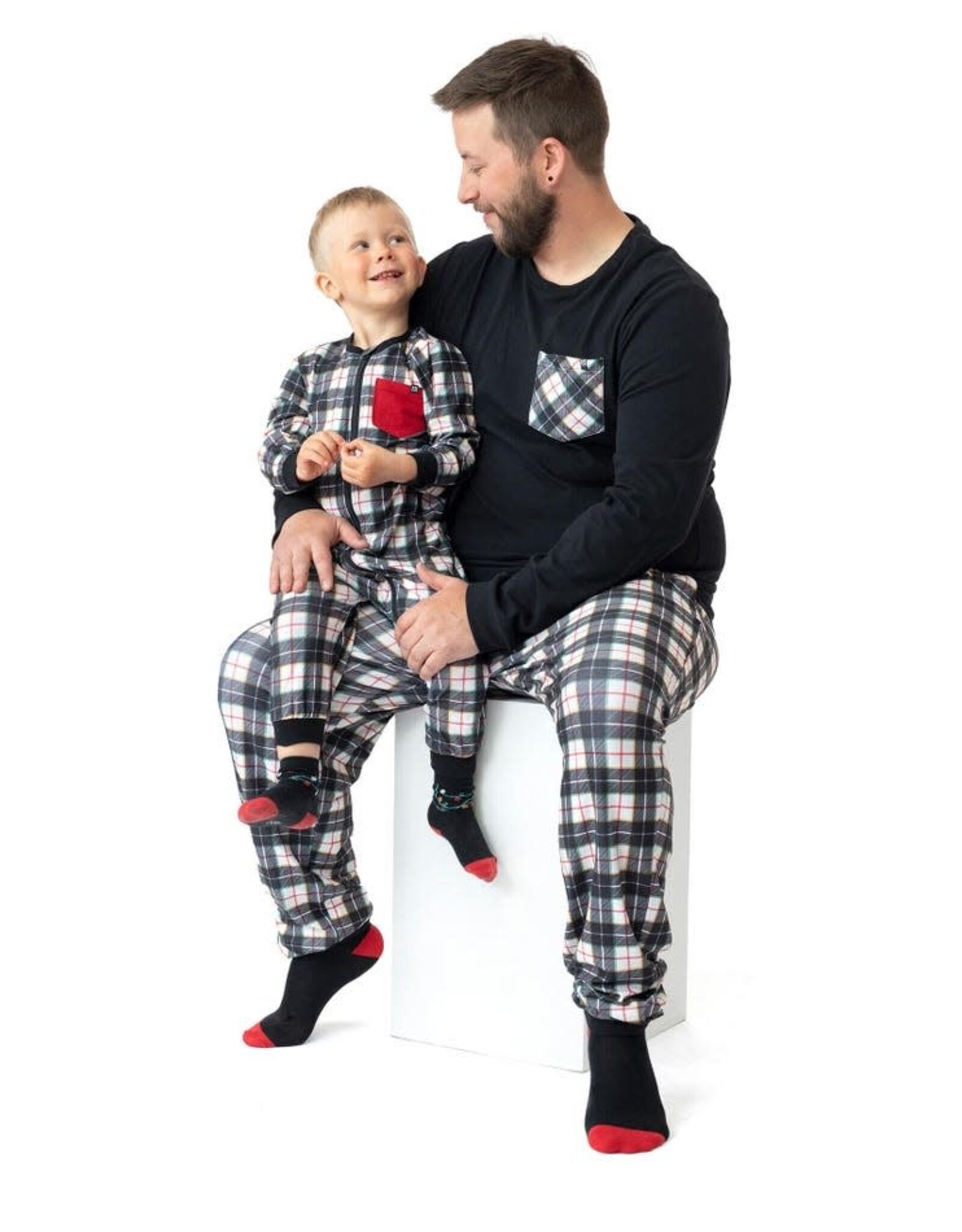 Noruk Black Plaid Mens Holiday Pajama