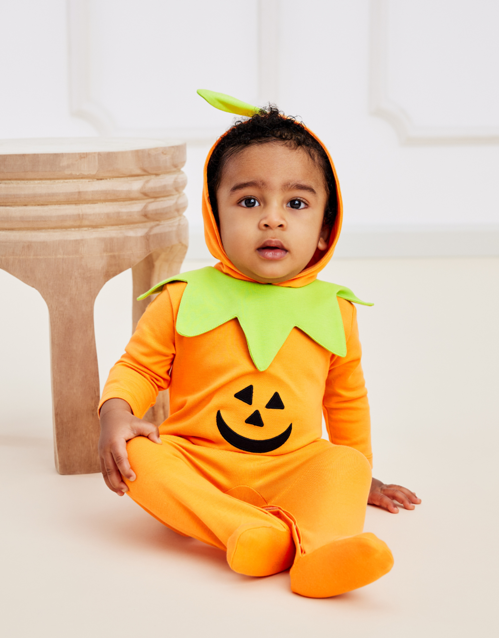 Kissy Kissy Hello Halloween Footie with Hood