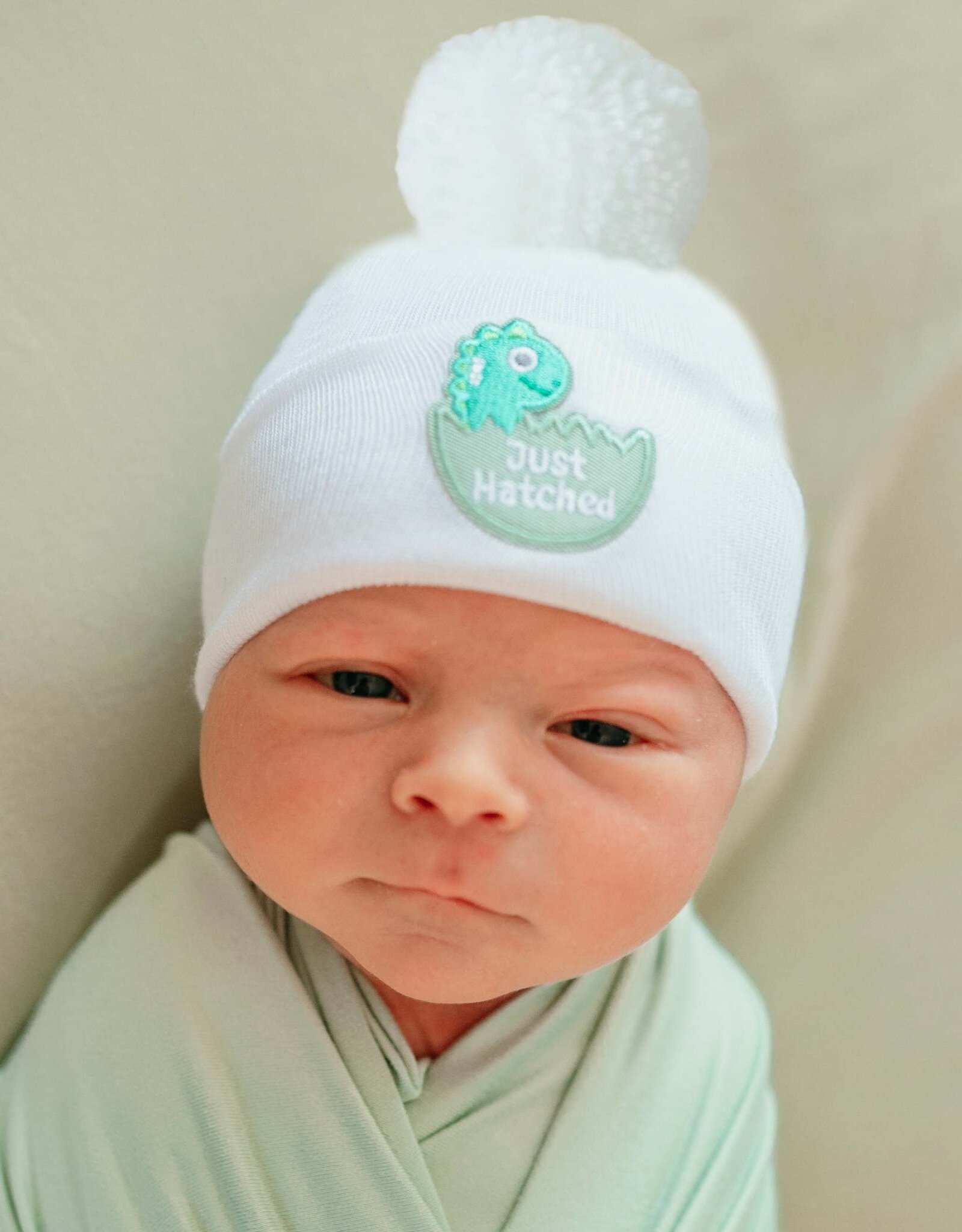 ilybean Nursery Beanie - Just Hatched White Pom