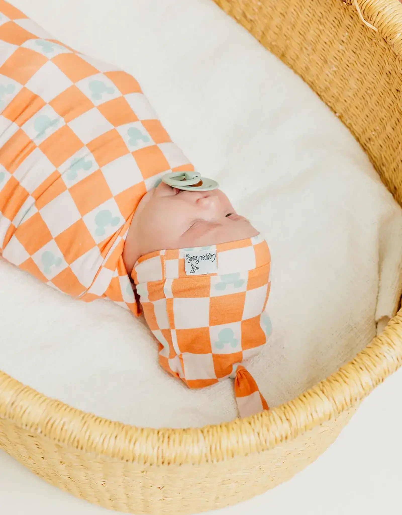 Copper Pearl Mickey Mouse Check Top Knot Hat 0-4m