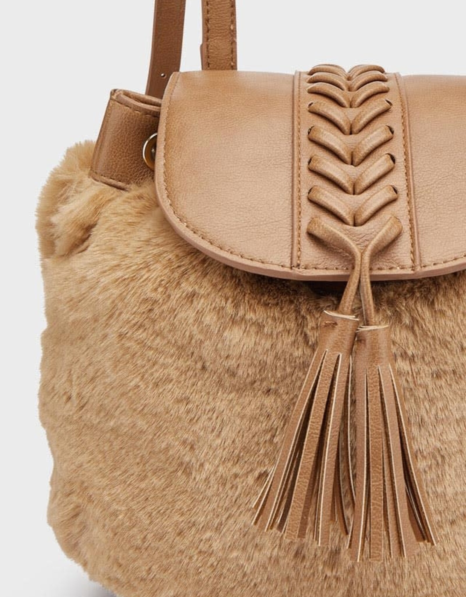Abel & Lula Faux-fur Backpack in Camel