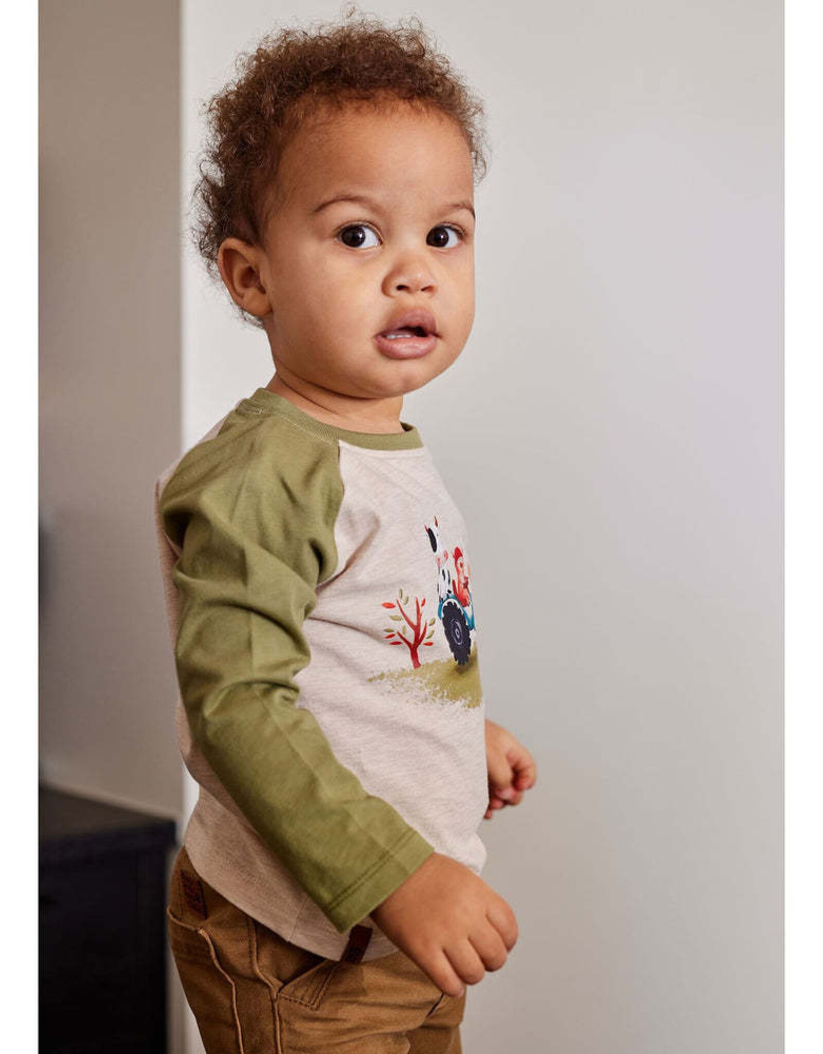 Noruk Autumn Raglan T-shirt