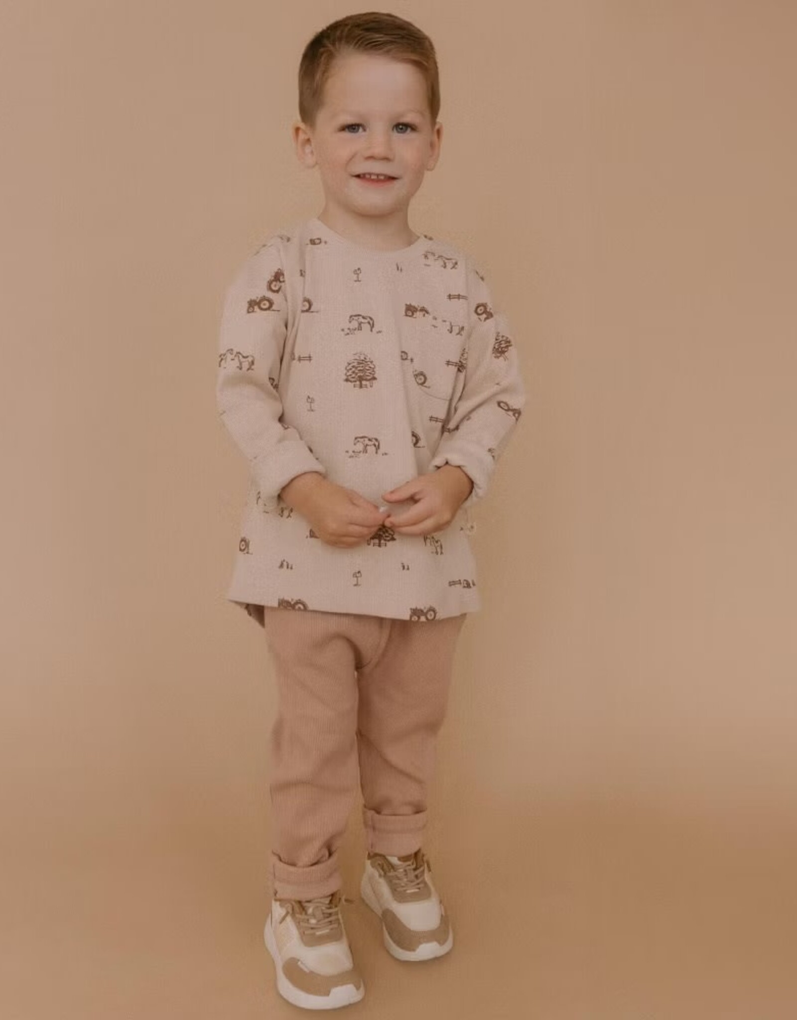MakeMake Organics Farm Organic Tee & Pant Set