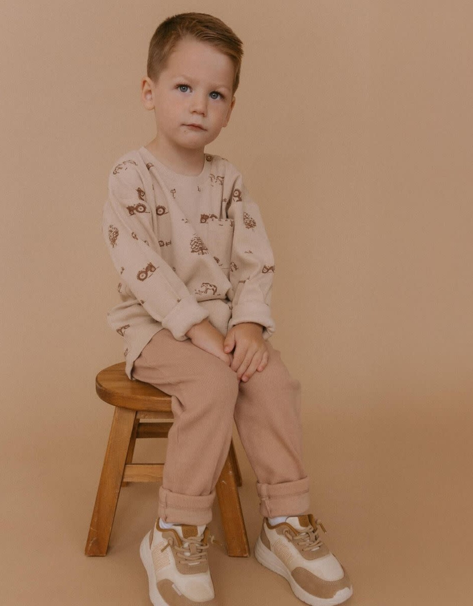 MakeMake Organics Farm Organic Tee & Pant Set