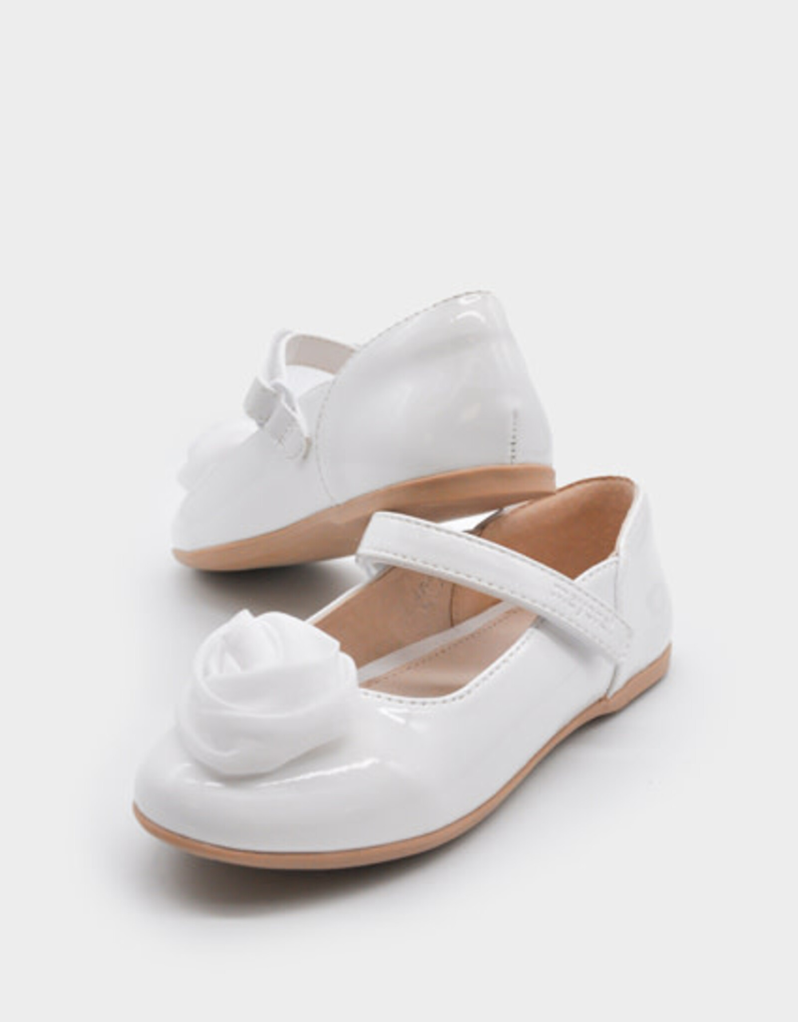 White Flats with Flower