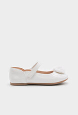 White Flats with Flower