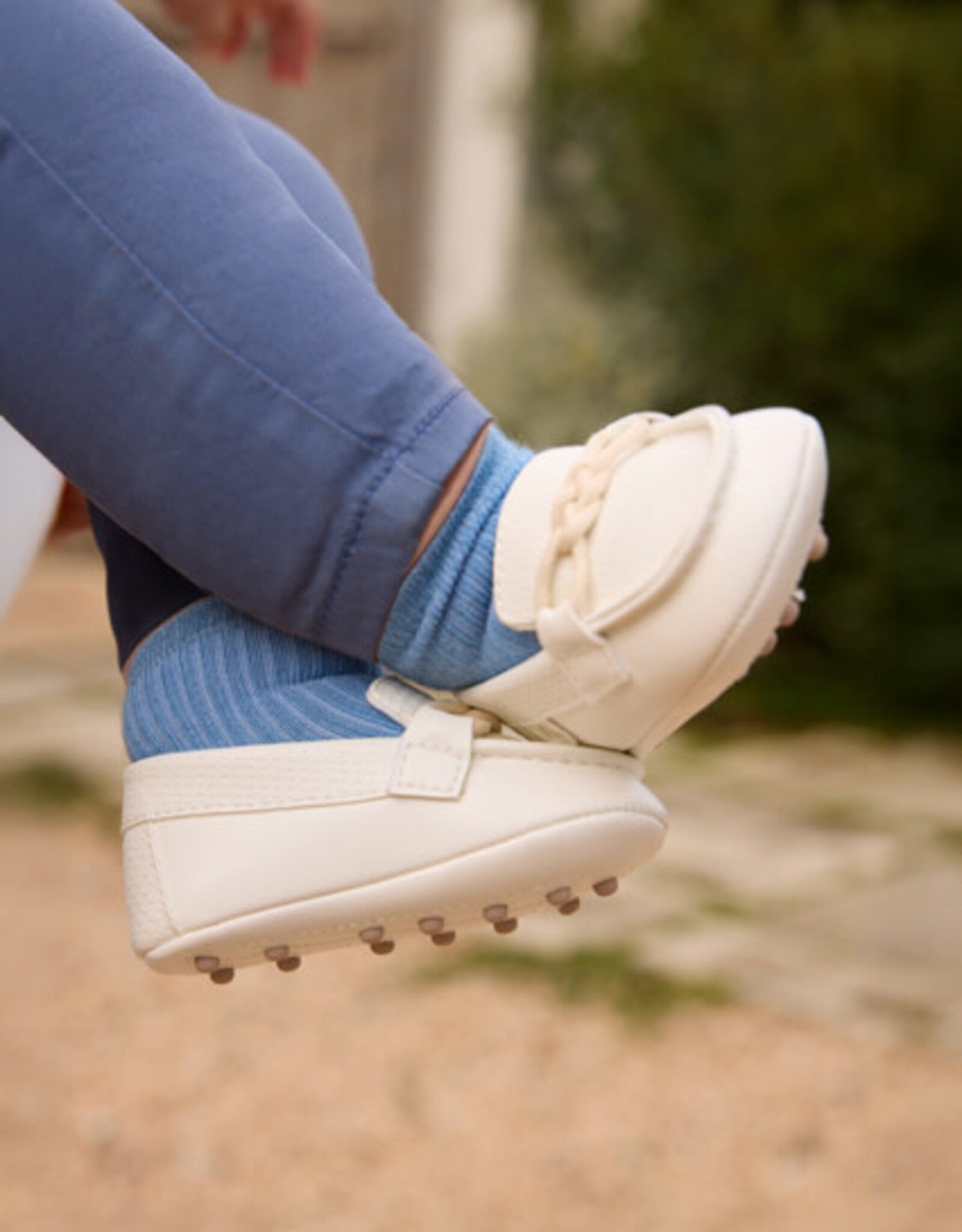 Mayoral White Newborn Moccasins