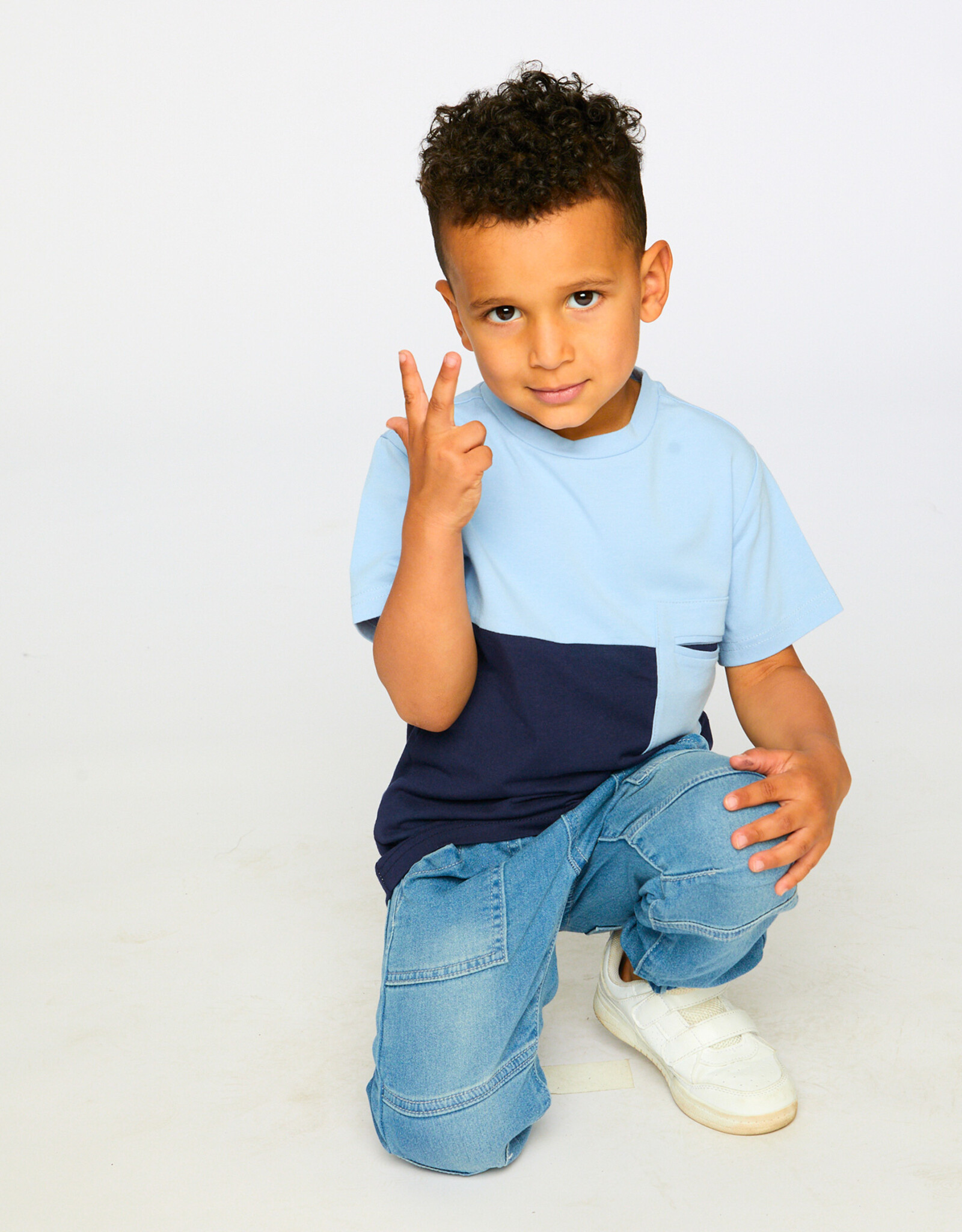 Deux Par Deux Peacoat Colorblock T-Shirt with Chest Pocket