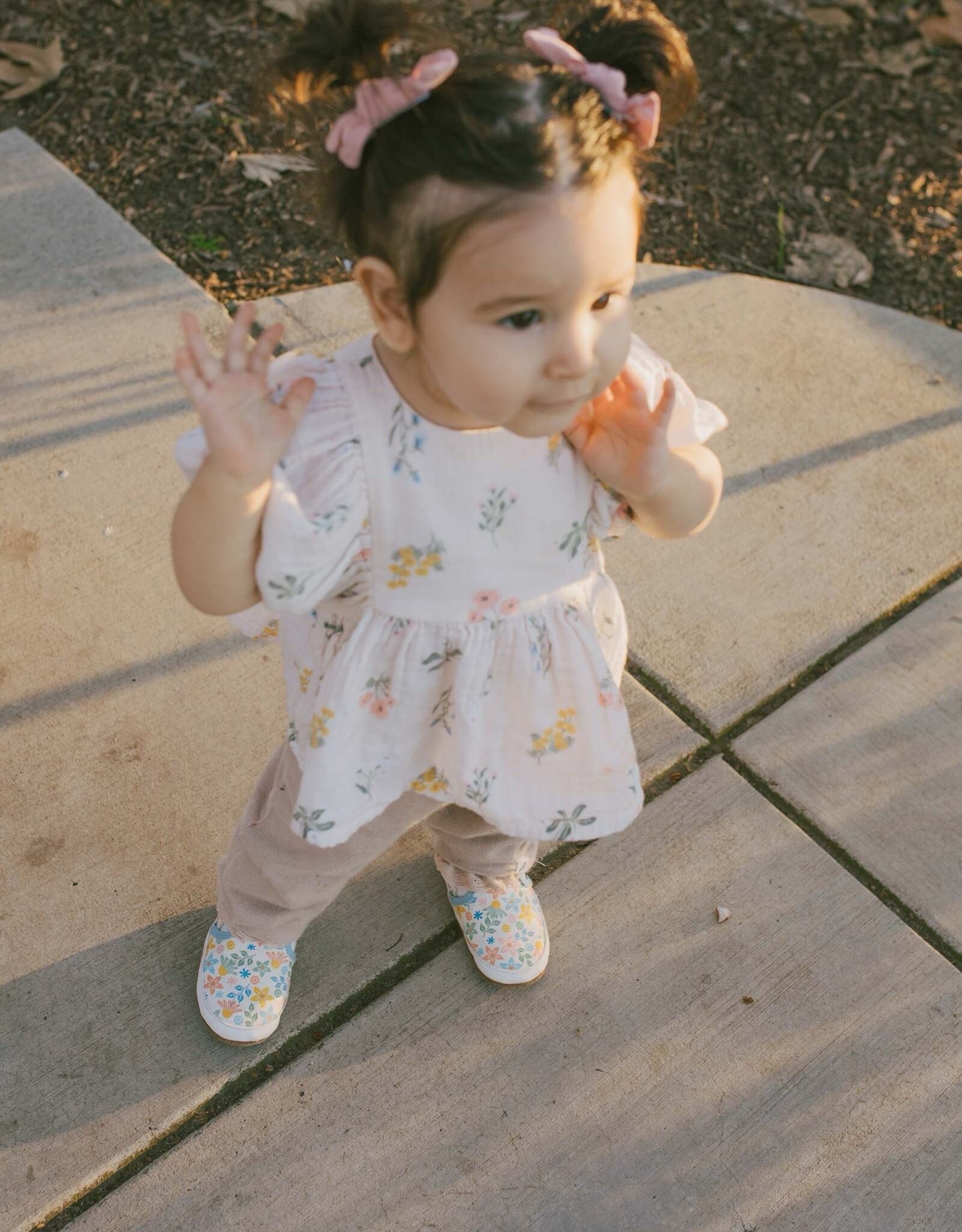 Robeez Bloom Soft Soles
