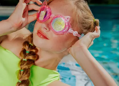 Sunglasses/Swim Goggles