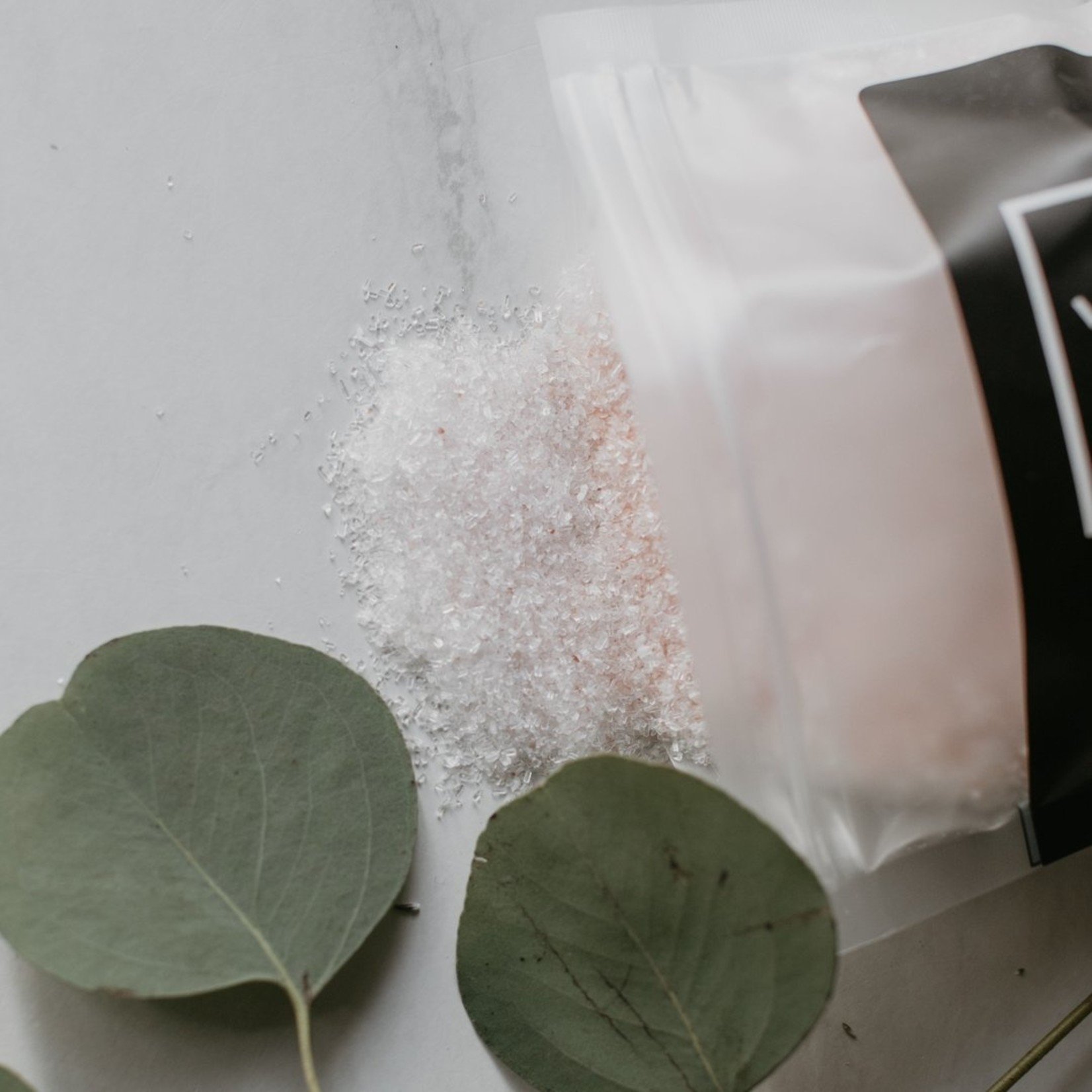 So Luxury Salty Mineral Salt Soak - Eucalyptus Rose