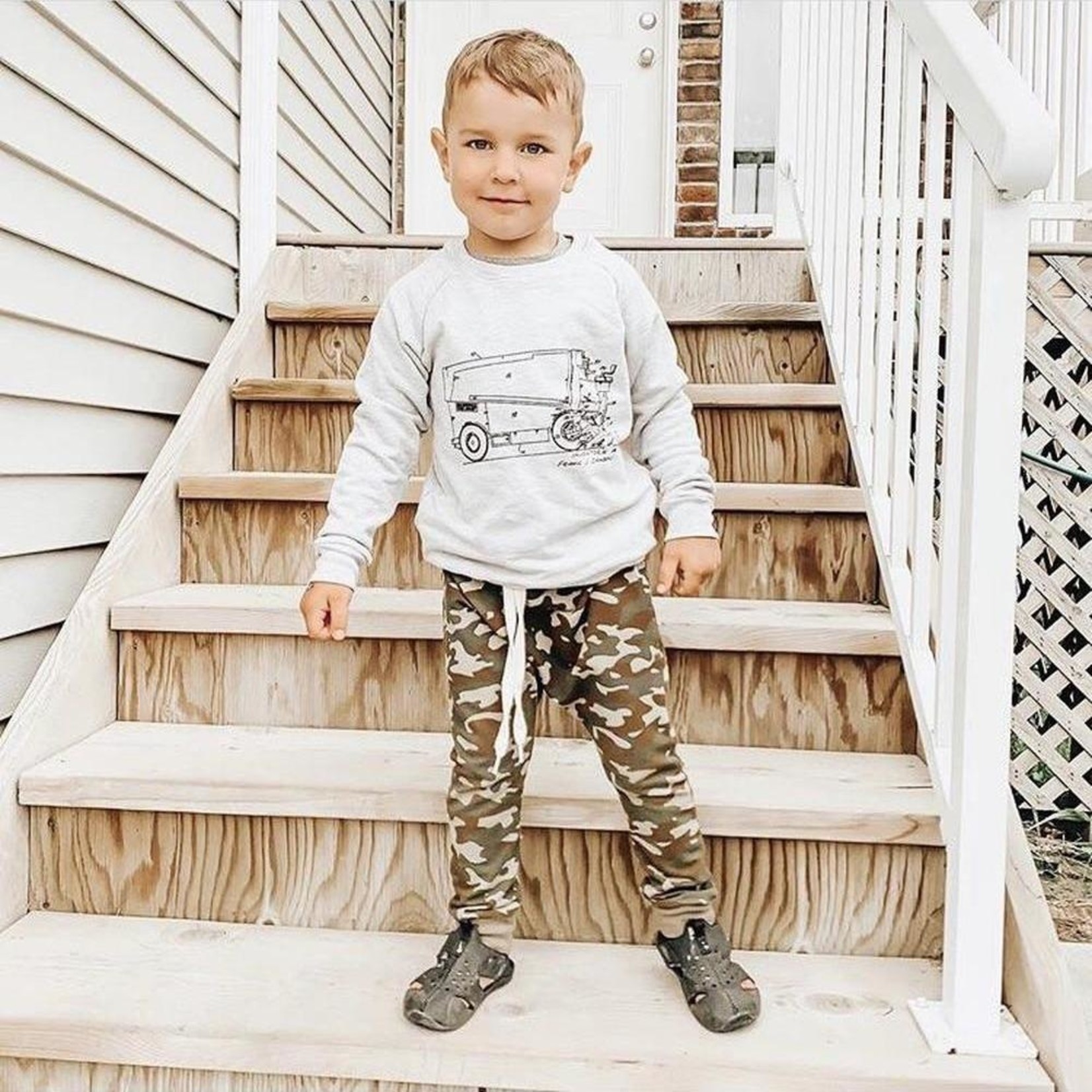 Portage and Main Olive Camo Joggers - 3/4T