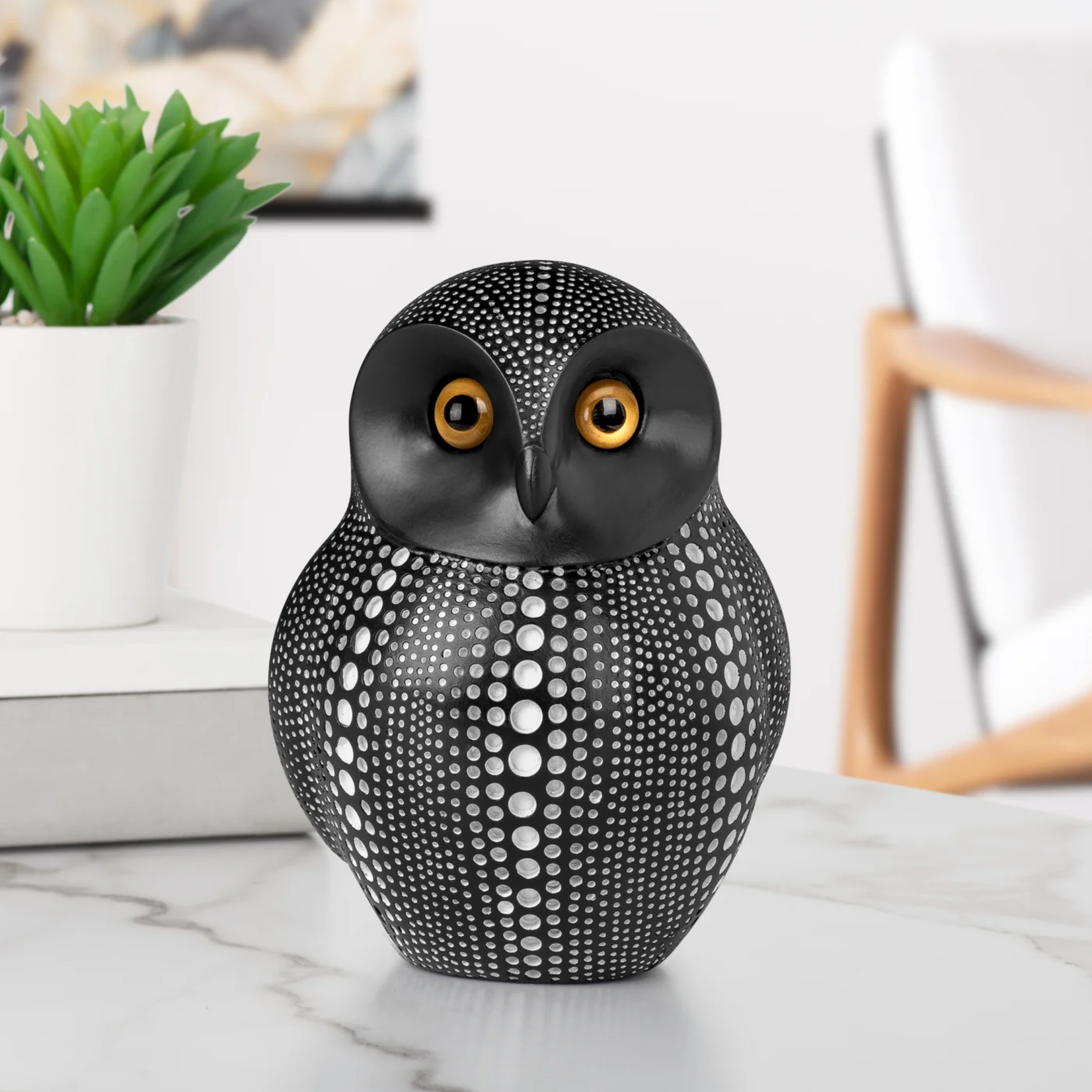 Torre & Tagus Black Dotted Owl