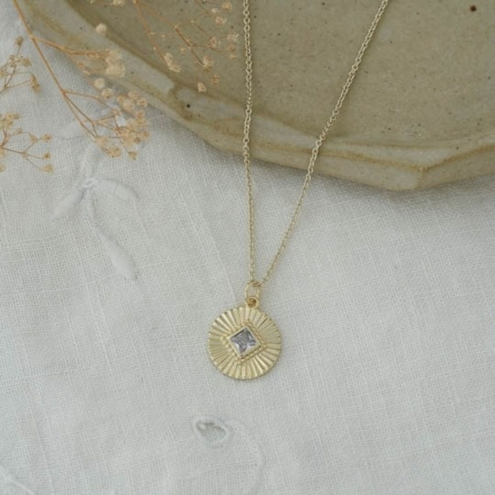 Glee Jewelry Fahari Necklace - Gold