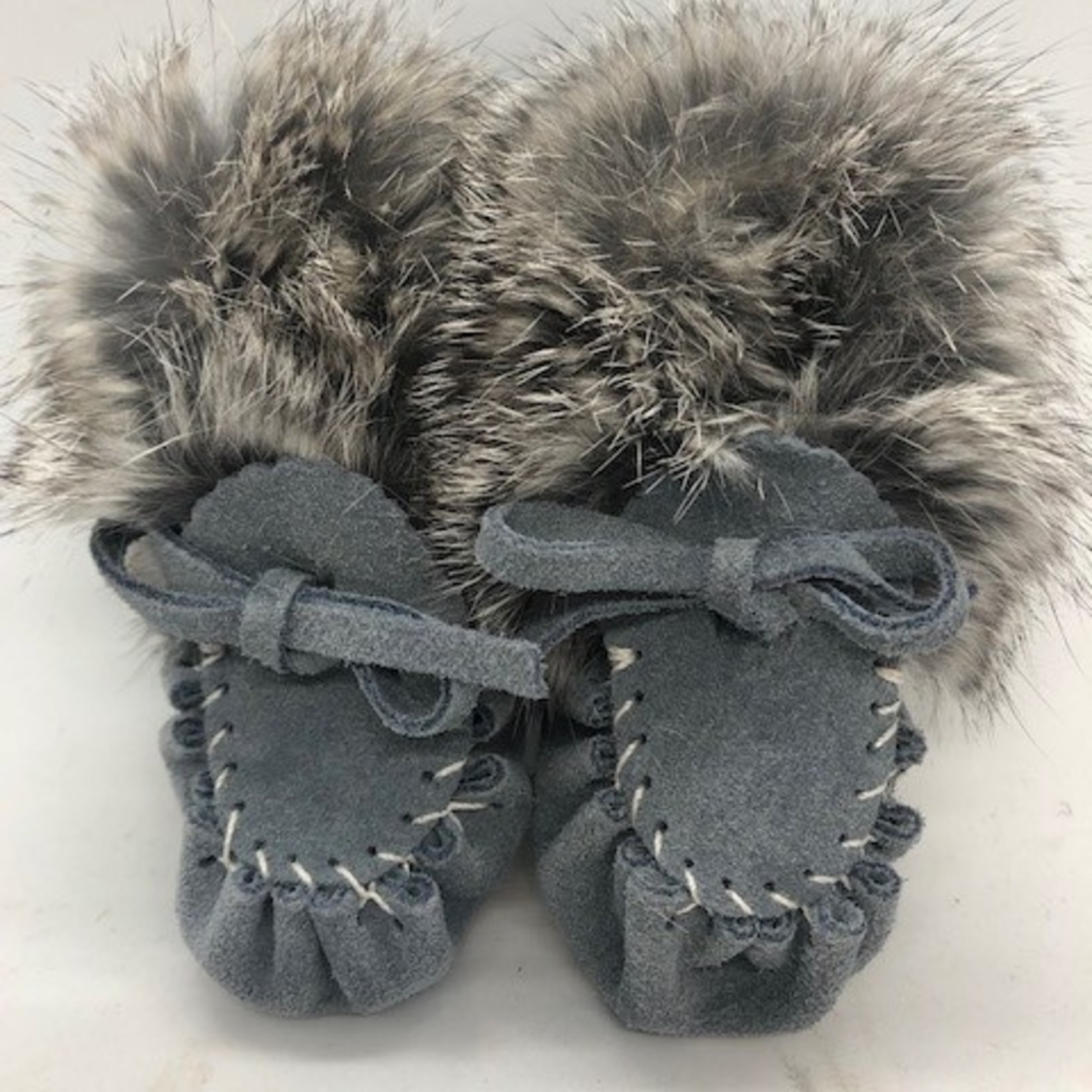 Laurentian Chief Baby Moccasin w/ fur