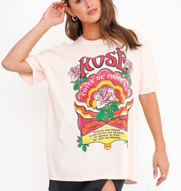Graphic Tees for Women: Stylish Outfits for Any Occasion