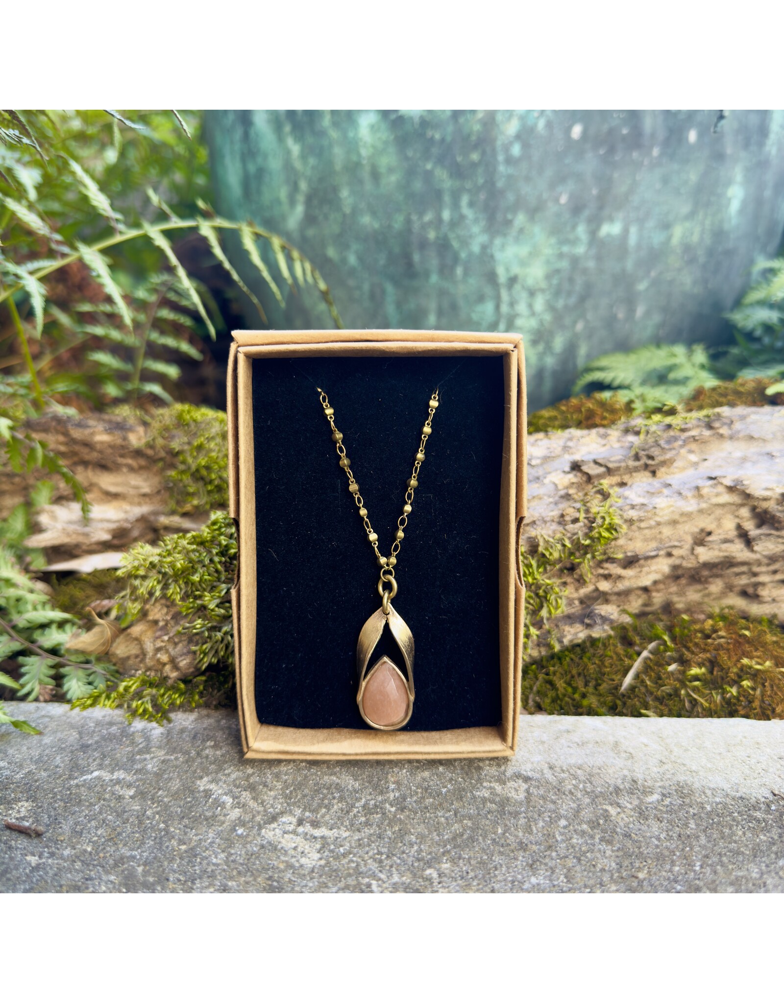 LK Pear Shape Sunstone Necklace