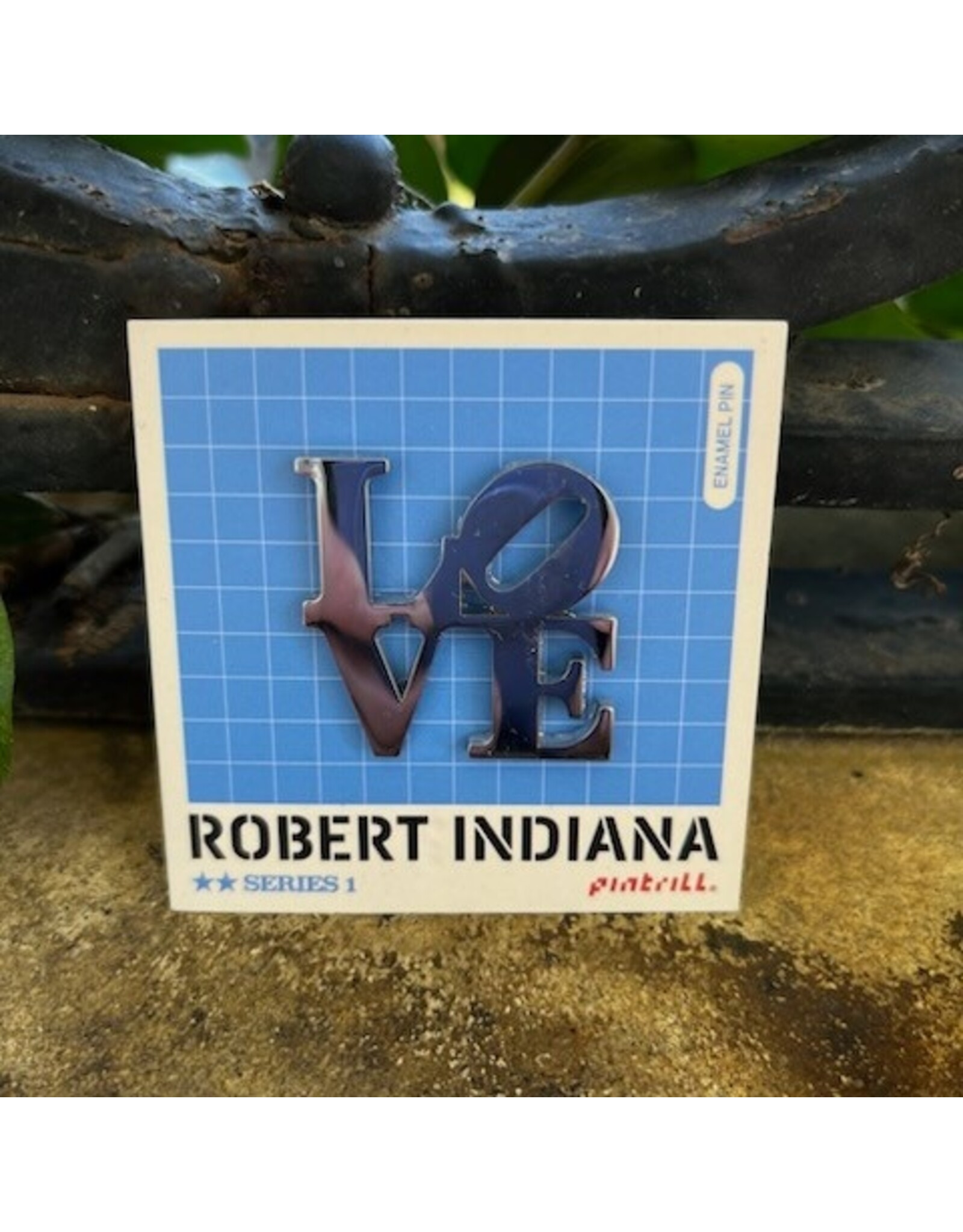 Pintrill Robert Indiana LOVE Pin