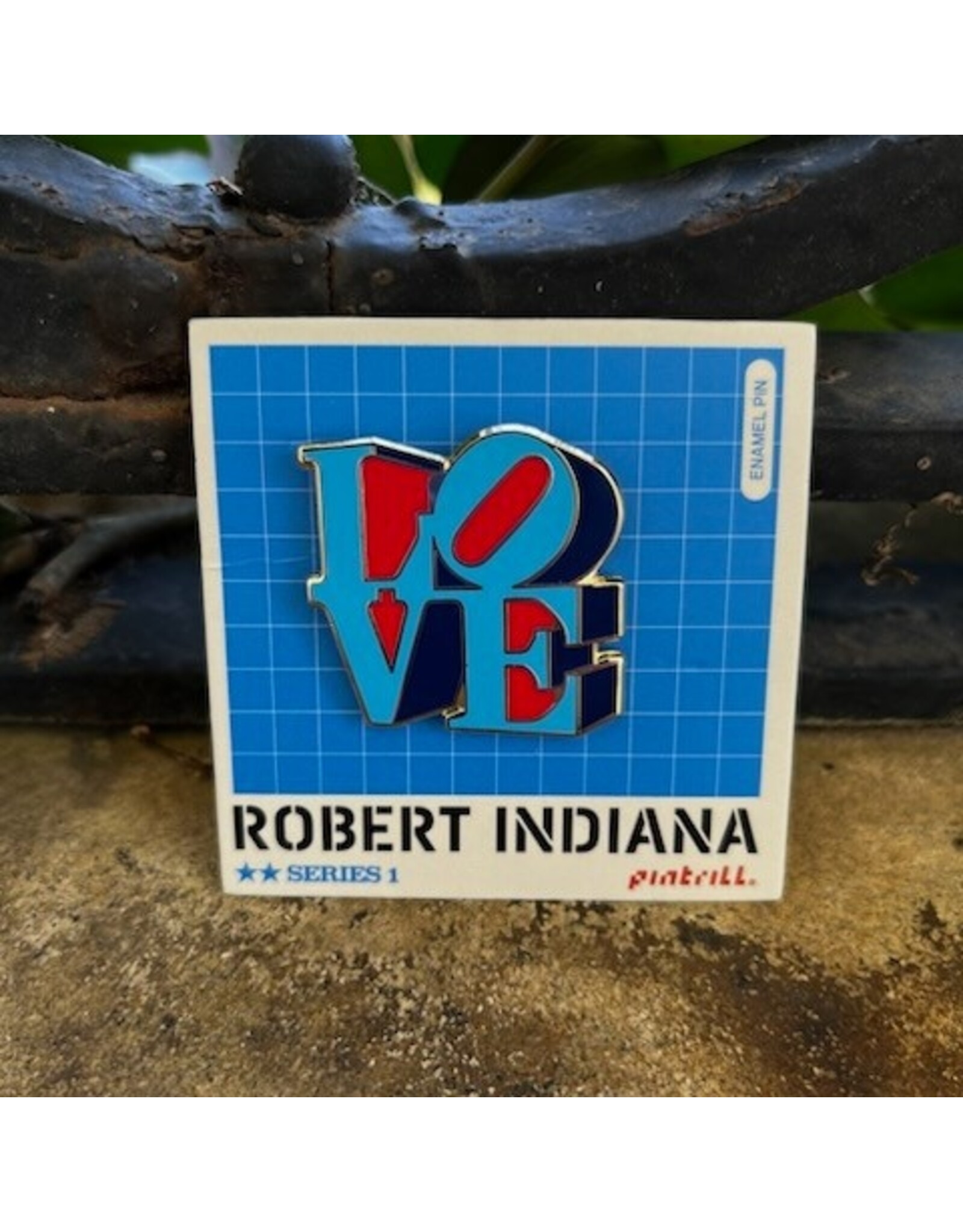 Pintrill Robert Indiana LOVE Pin
