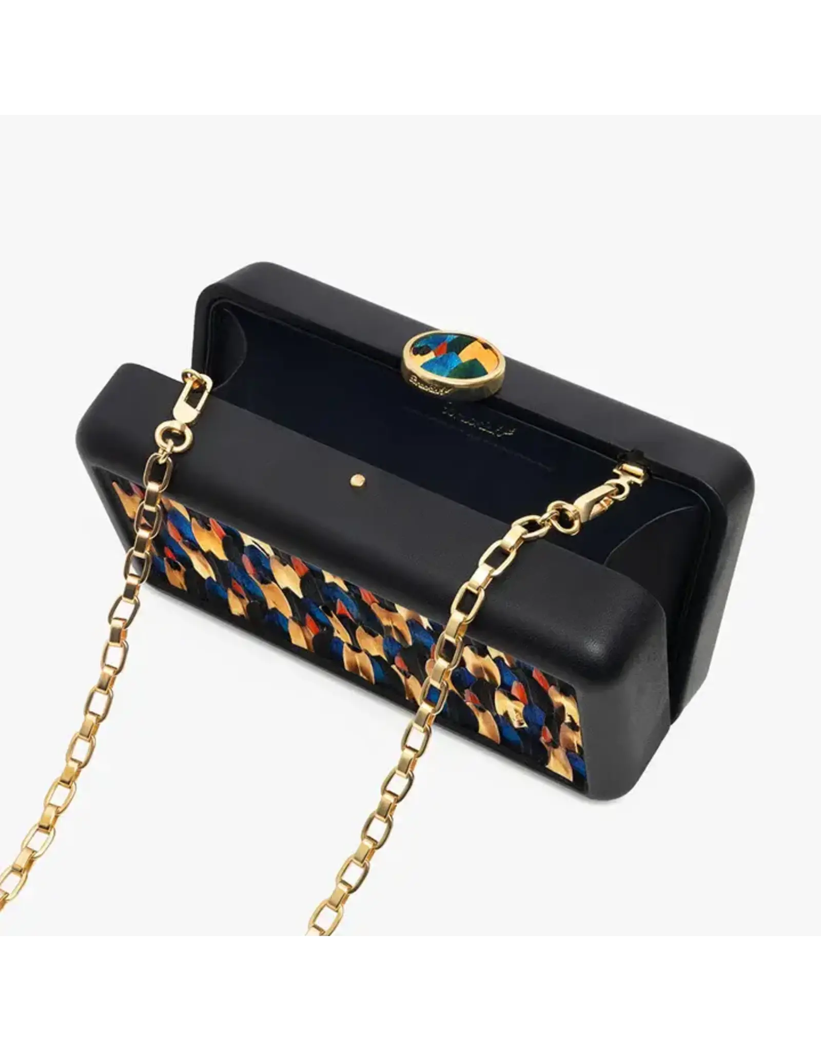 Brackish Clutch
