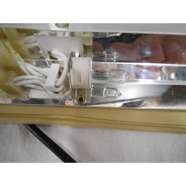 Porch Lamp (over door)