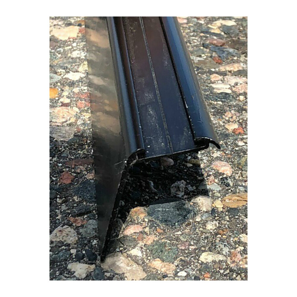 45 Degree Molding Black 16'