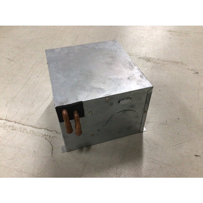 Metal Heat Exchanger with Duct Holes