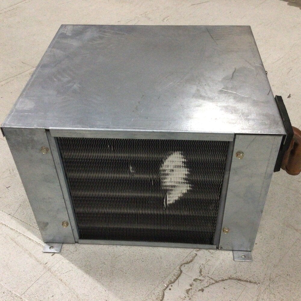 Metal Heat Exchanger with Duct Holes