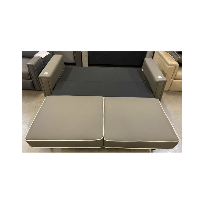 Lippert 76" Stemmons Mink Trifold