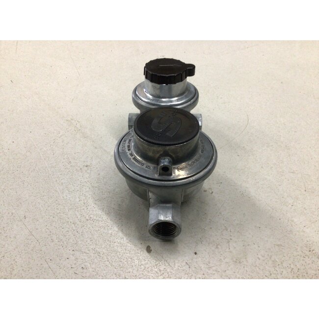 RV High Flow Dual Tank Propane Regulator