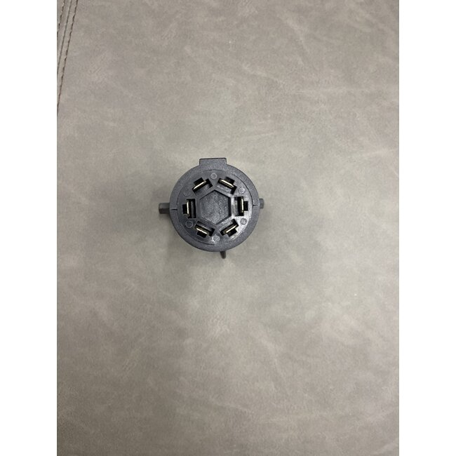 7 Way Plug to 6 Round Adapter