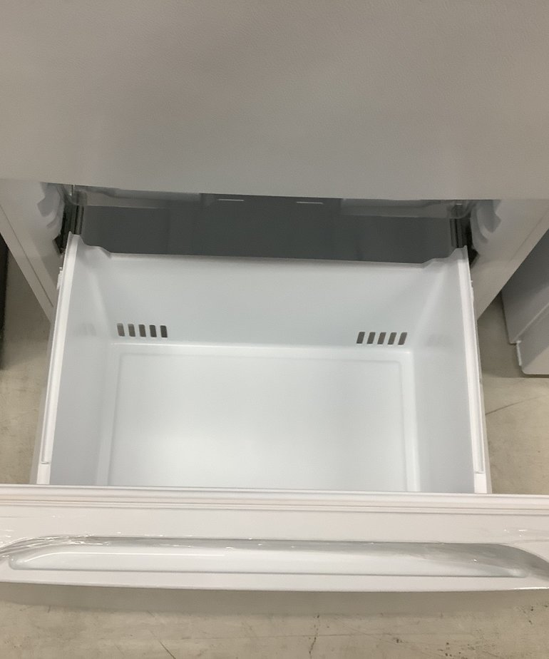 Midea 18.7 Cu. Ft. Bottom Mount Freezer Refrigerator