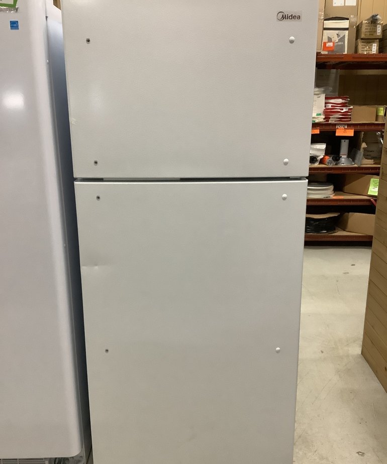 18 cubic foot fridge