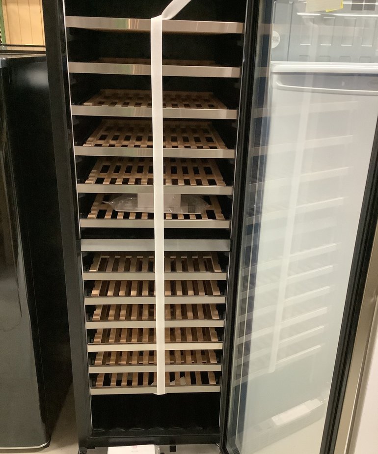 Danby Silhouette Professional Series 24 Inch Freestanding Dual Zone