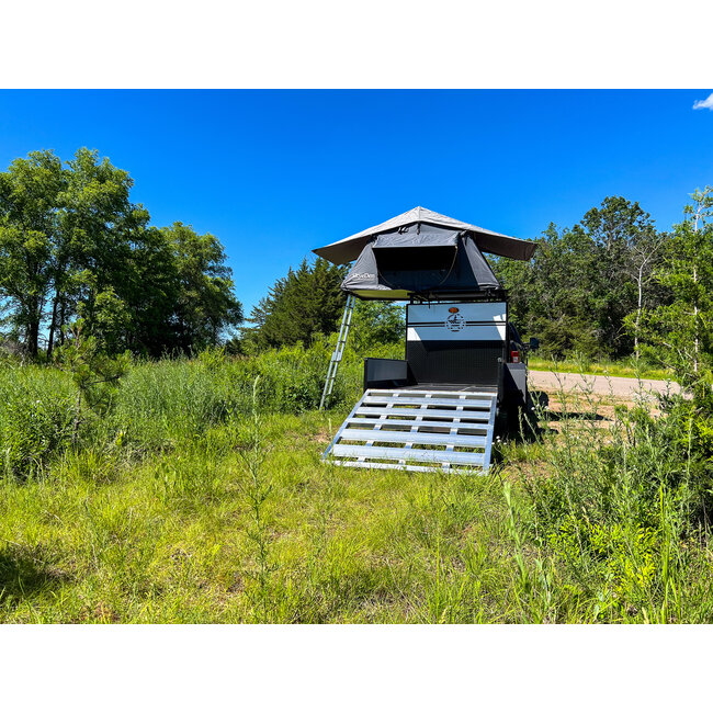 SkyeDen Rooftop Tent 2.7" and Awning
