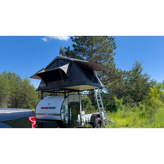SkyeDen Rooftop Tent 2.7" and Awning with Cord