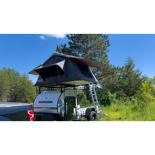 SkyeDen Rooftop Tent 2.7" and Awning