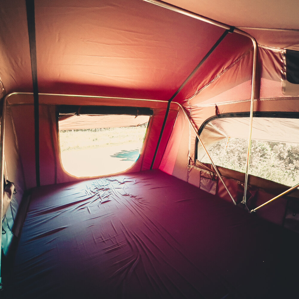 SkyeDen Rooftop Tent 2.7" and Awning