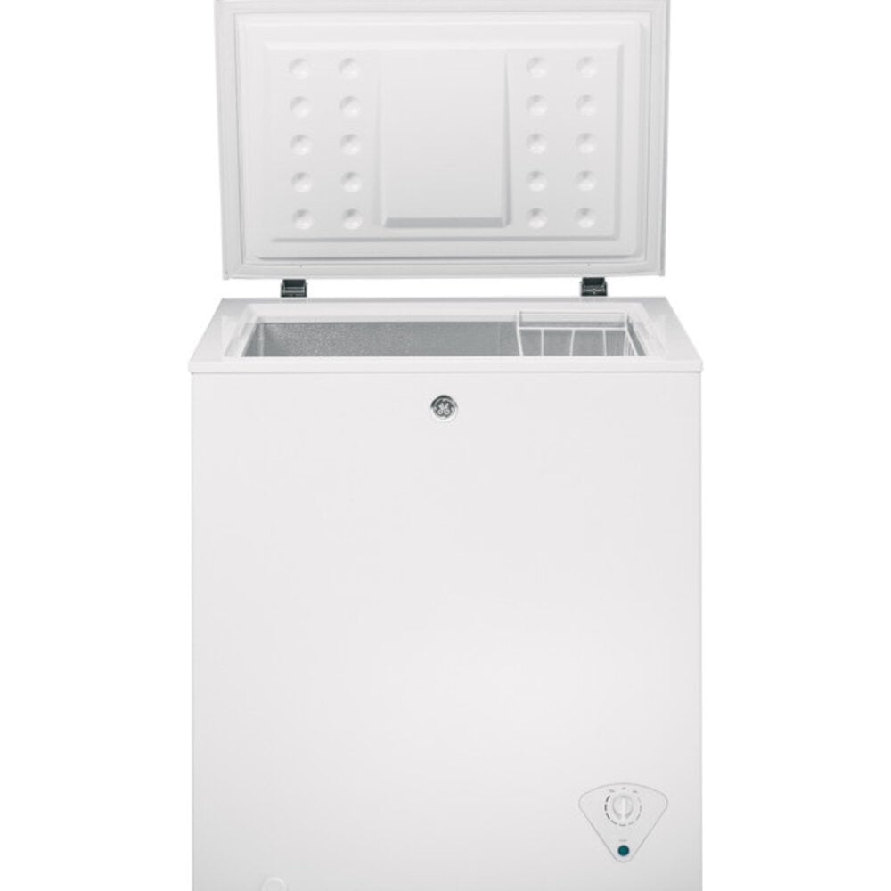 GE® 5.1 Cu. Ft. Manual Defrost Chest Freezer - White