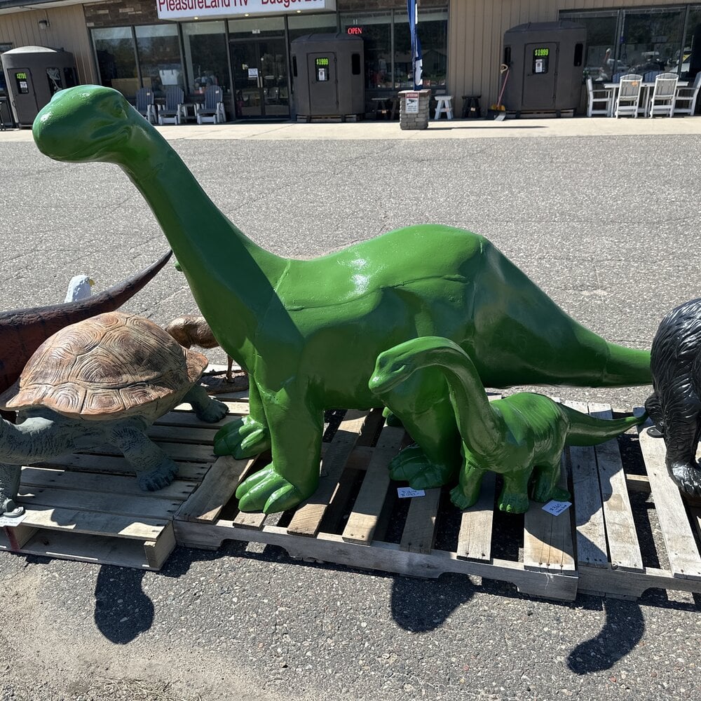 7' Dino