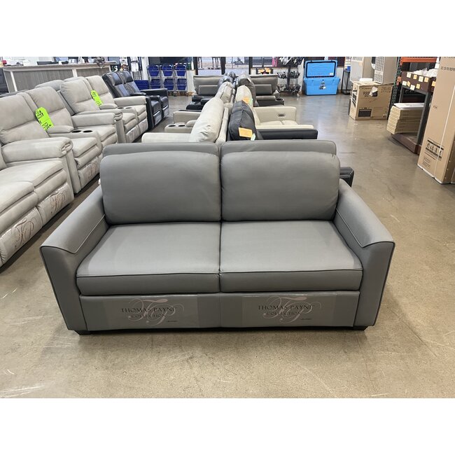 66.5" Hernandez Seal Trifold