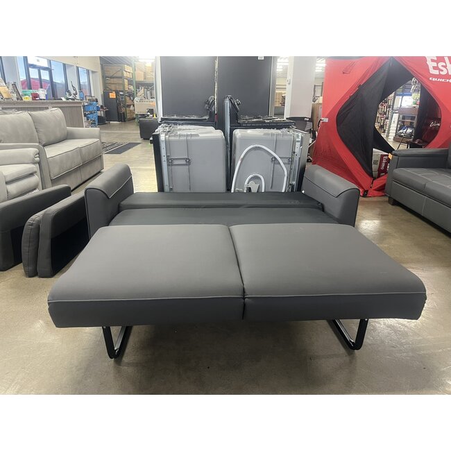 65.5" Danbury Java Trifold - T70